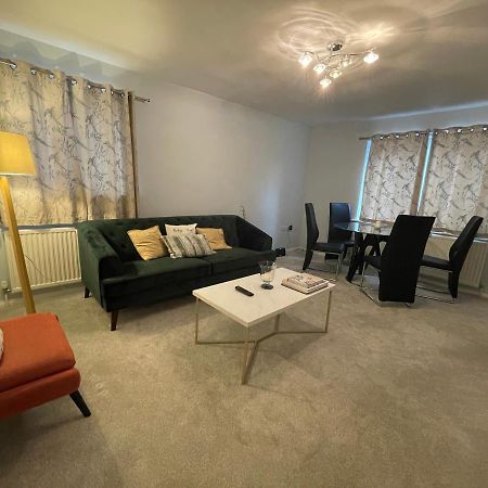 2 Bedroom Apartment Near Southfields Лондон Екстер'єр фото