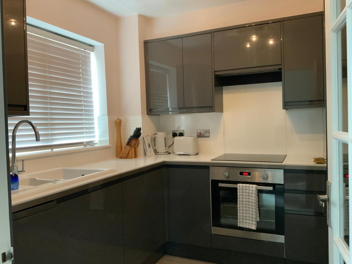 2 Bedroom Apartment Near Southfields Лондон Екстер'єр фото